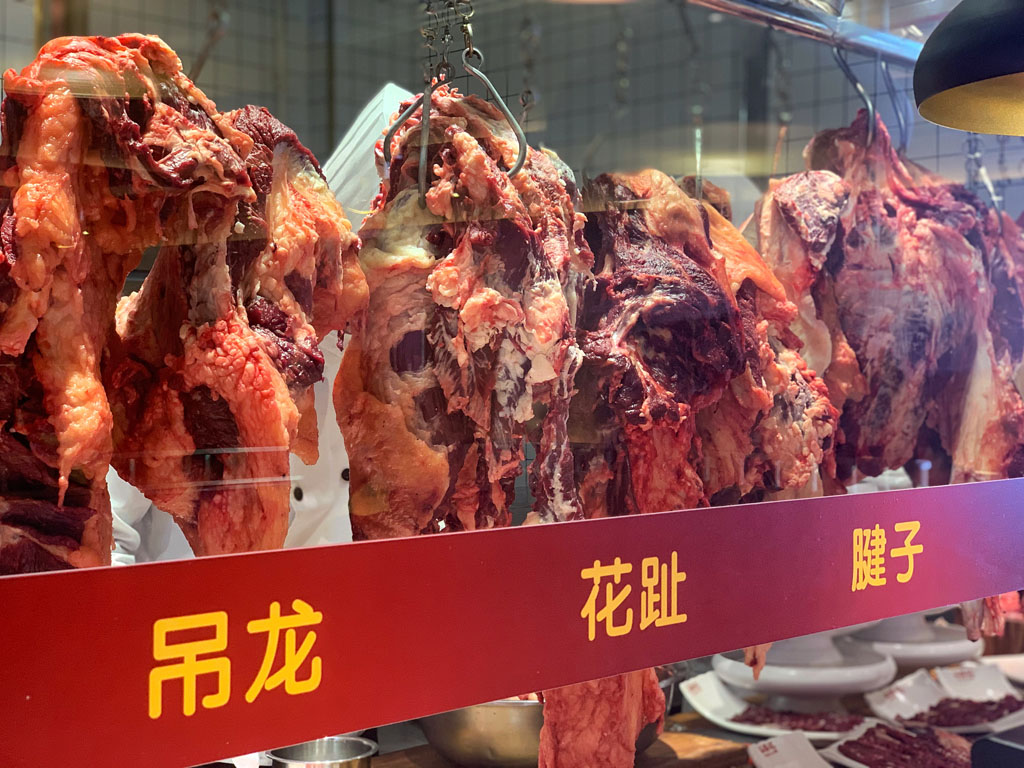 汕锦记潮汕牛肉火锅定义中原火锅界牛肉新鲜标准